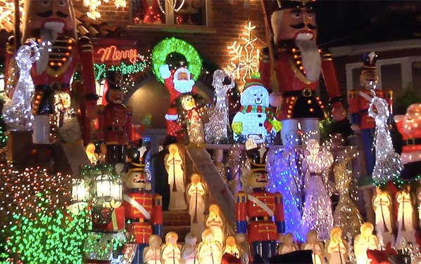 Christmas Lights in Dyker Heights, Brooklyn